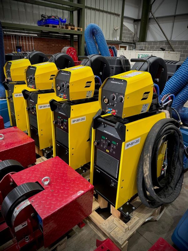 ESAB Fabricator EM 501i MIG welder for rent